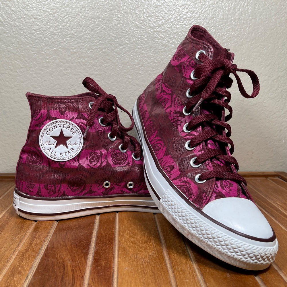 Converse Women’s Hi Top Sneakers Pink Red Size 9.5 Chuck Taylor Bordeaux Floral
